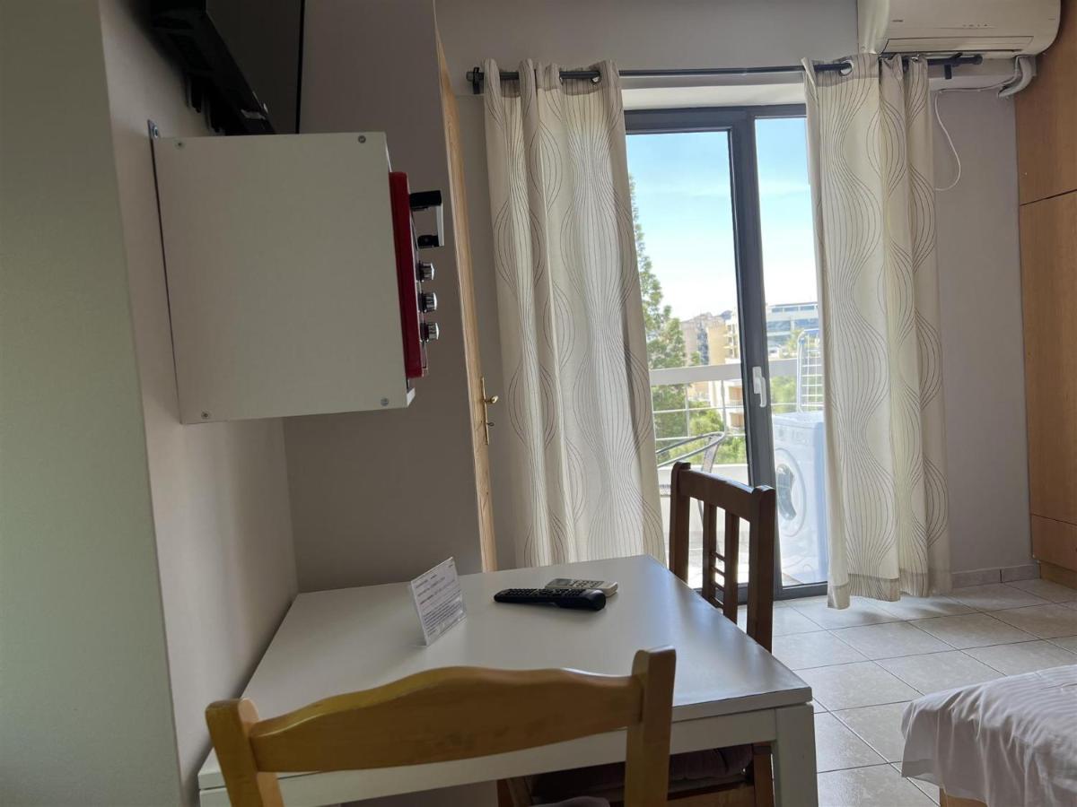 4ου ορόφου στο χαλάνδρι 18 * Athènes